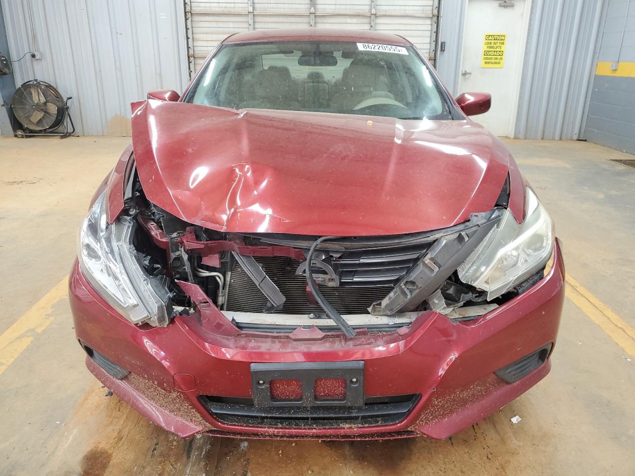 2016 Nissan Altima 2.5 - Image 5