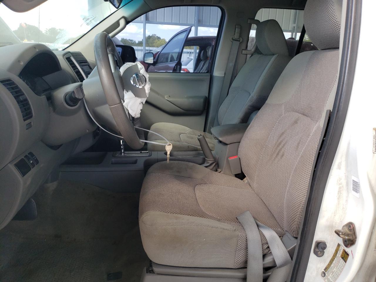 2014 Nissan Frontier S - Фото 7