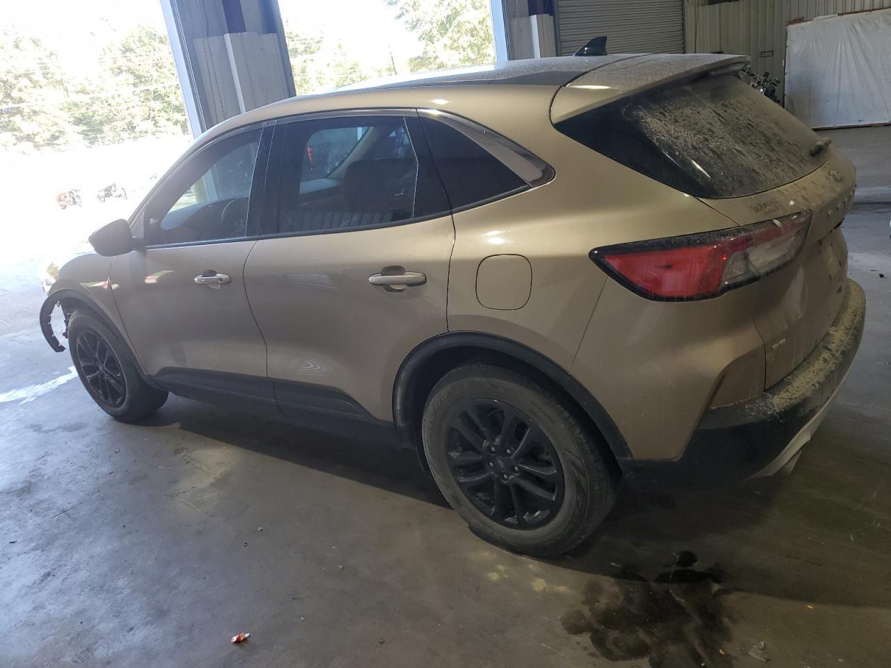 2020 Ford Escape Se - Фото 2