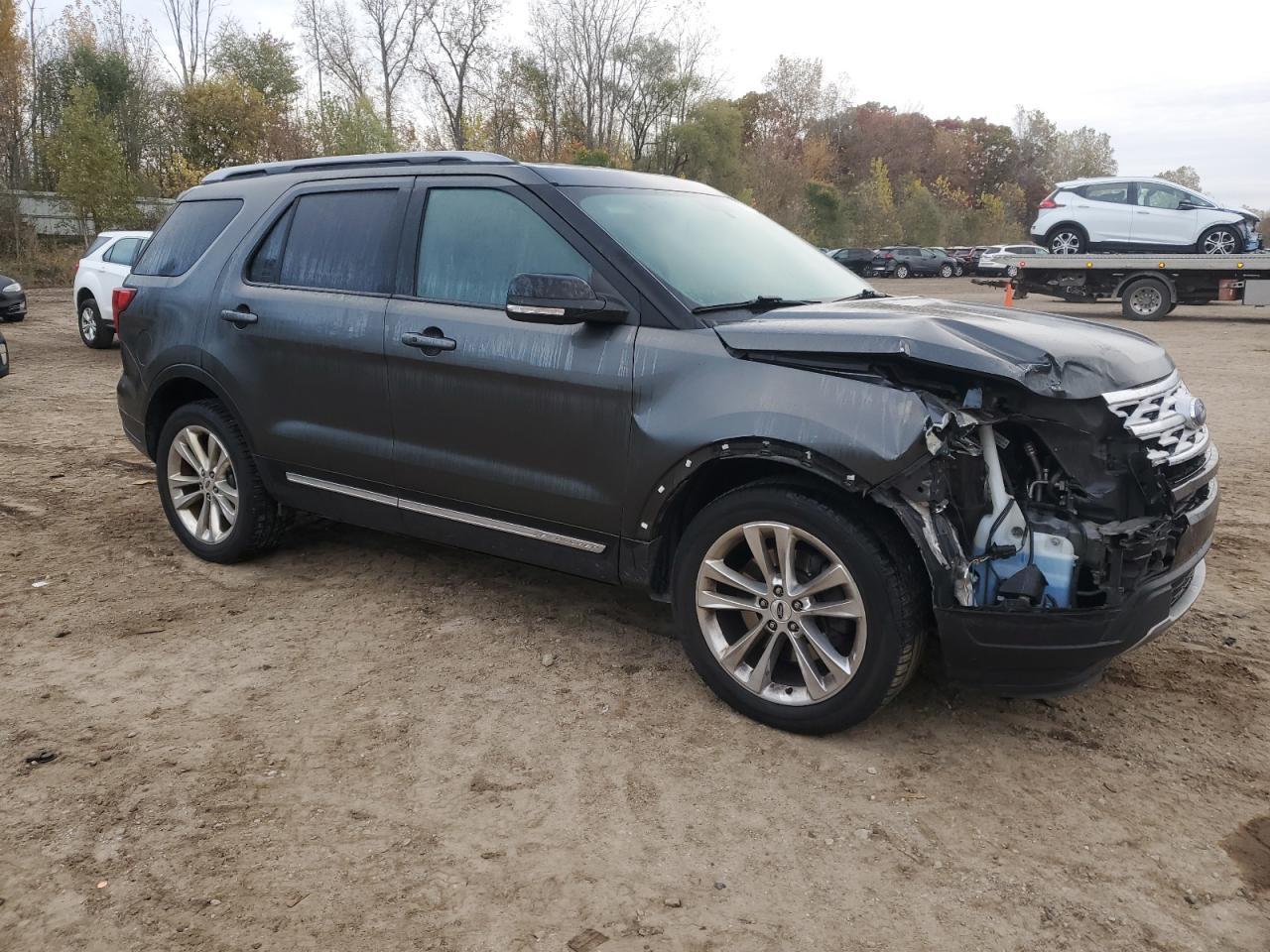 2018 Ford Explorer Xlt - Фото 4