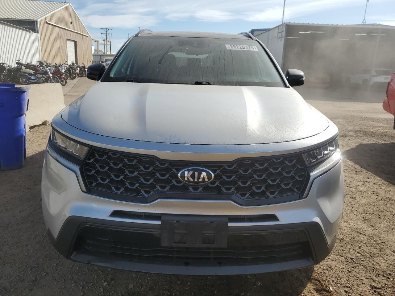 2021 Kia Sorento S - Image 5