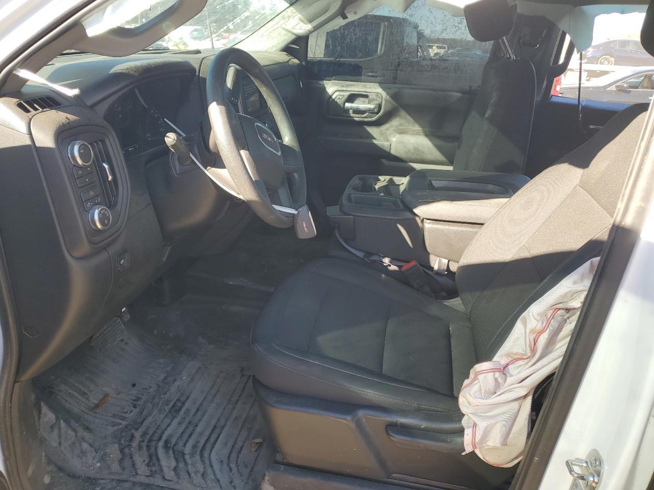 2025 GMC Sierra K2500 Heavy Duty - Image 7