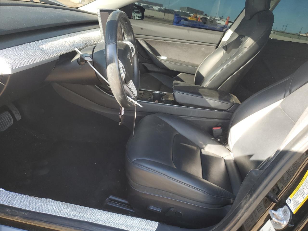 2019 Tesla Model 3 - Фото 7