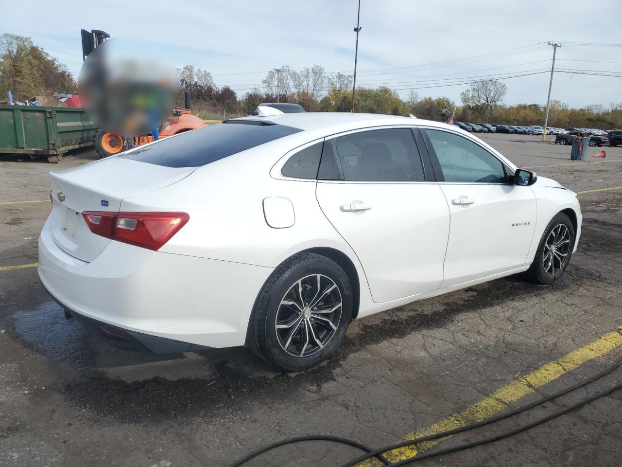 2017 Chevrolet Malibu Hybrid - Image 3