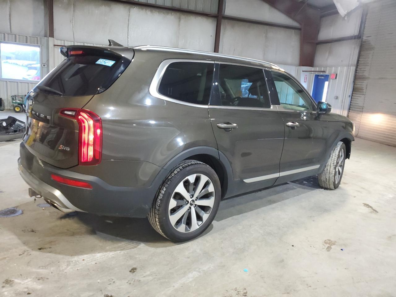 2020 Kia Telluride S - Фото 3