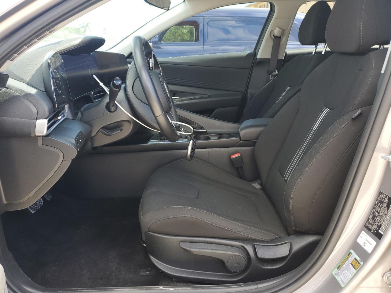 2025 Hyundai Elantra Sel - Фото 7