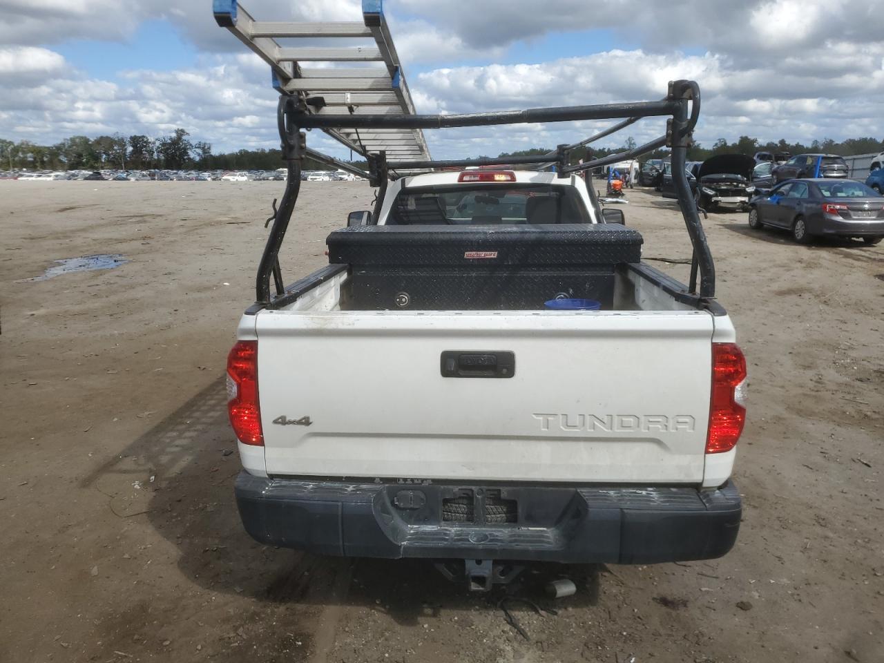 2018 Toyota Tundra Sr - Фото 6