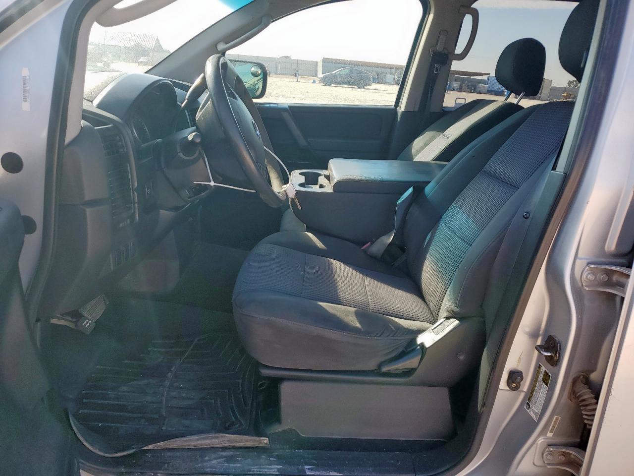 2008 Nissan Titan Xe - Фото 7