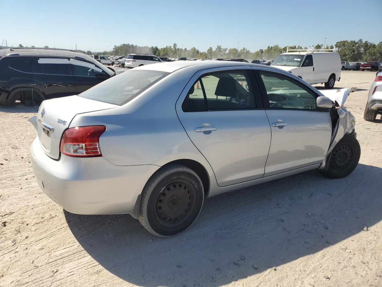 2007 Toyota Yaris - Фото 3