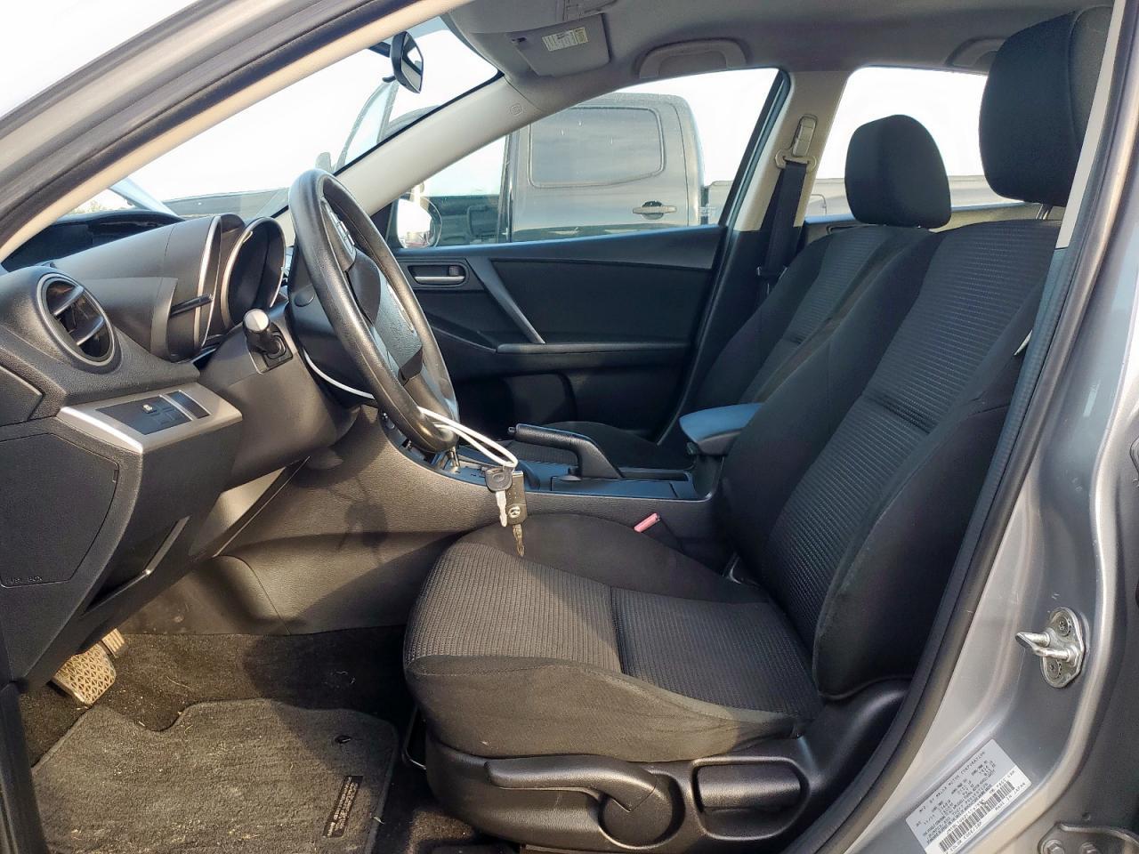 2012 Mazda 3 I - Image 7