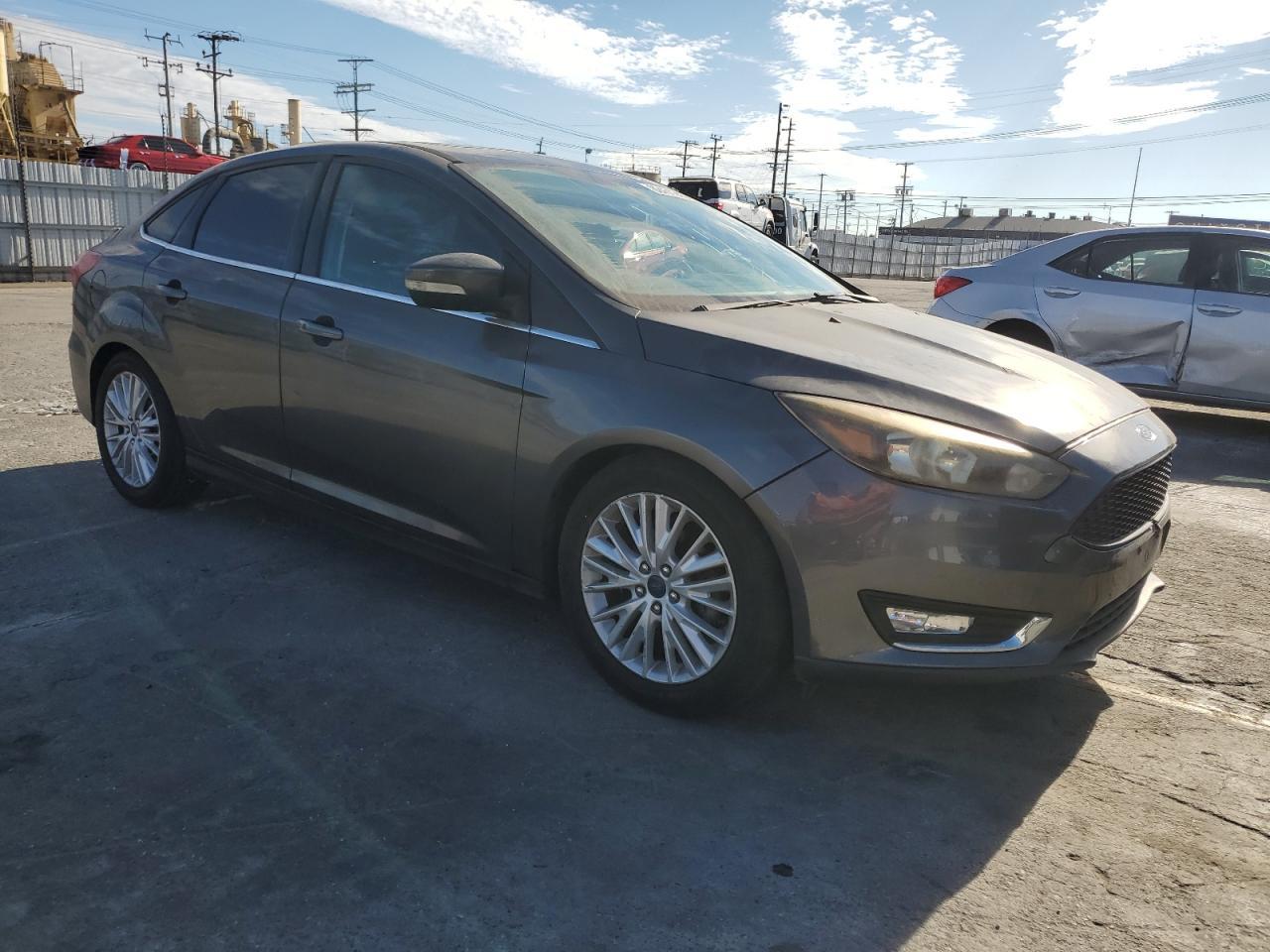 2015 Ford Focus Titanium - Фото 4