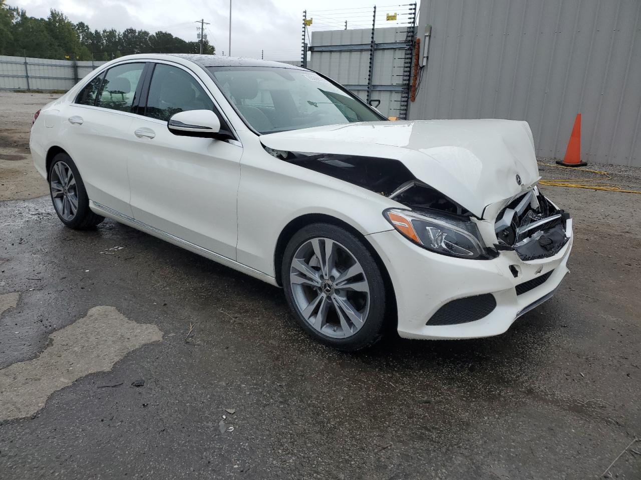 2018 Mercedes-Benz C 300 - Фото 4