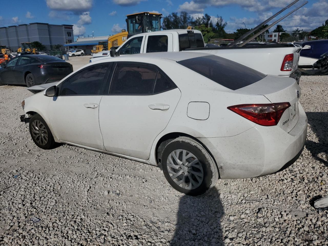 2019 Toyota Corolla L - Фото 2
