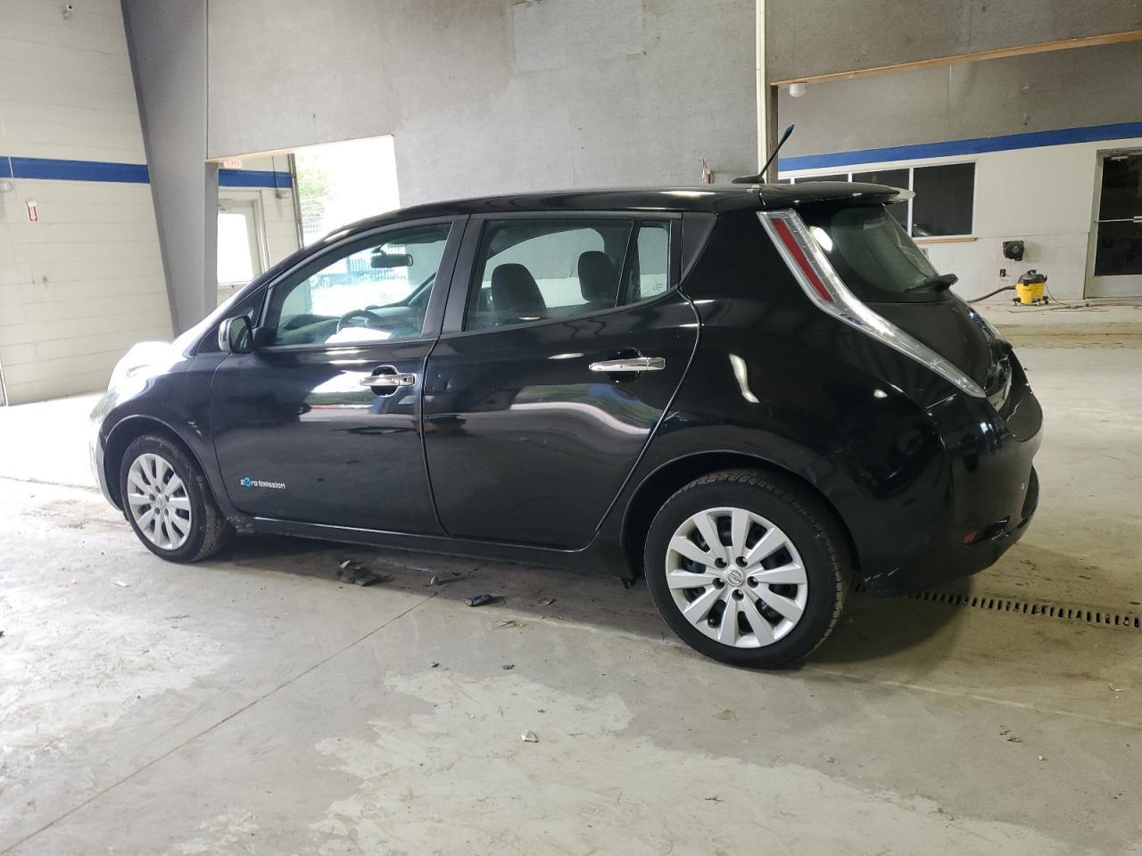 2013 Nissan Leaf S - Image 2