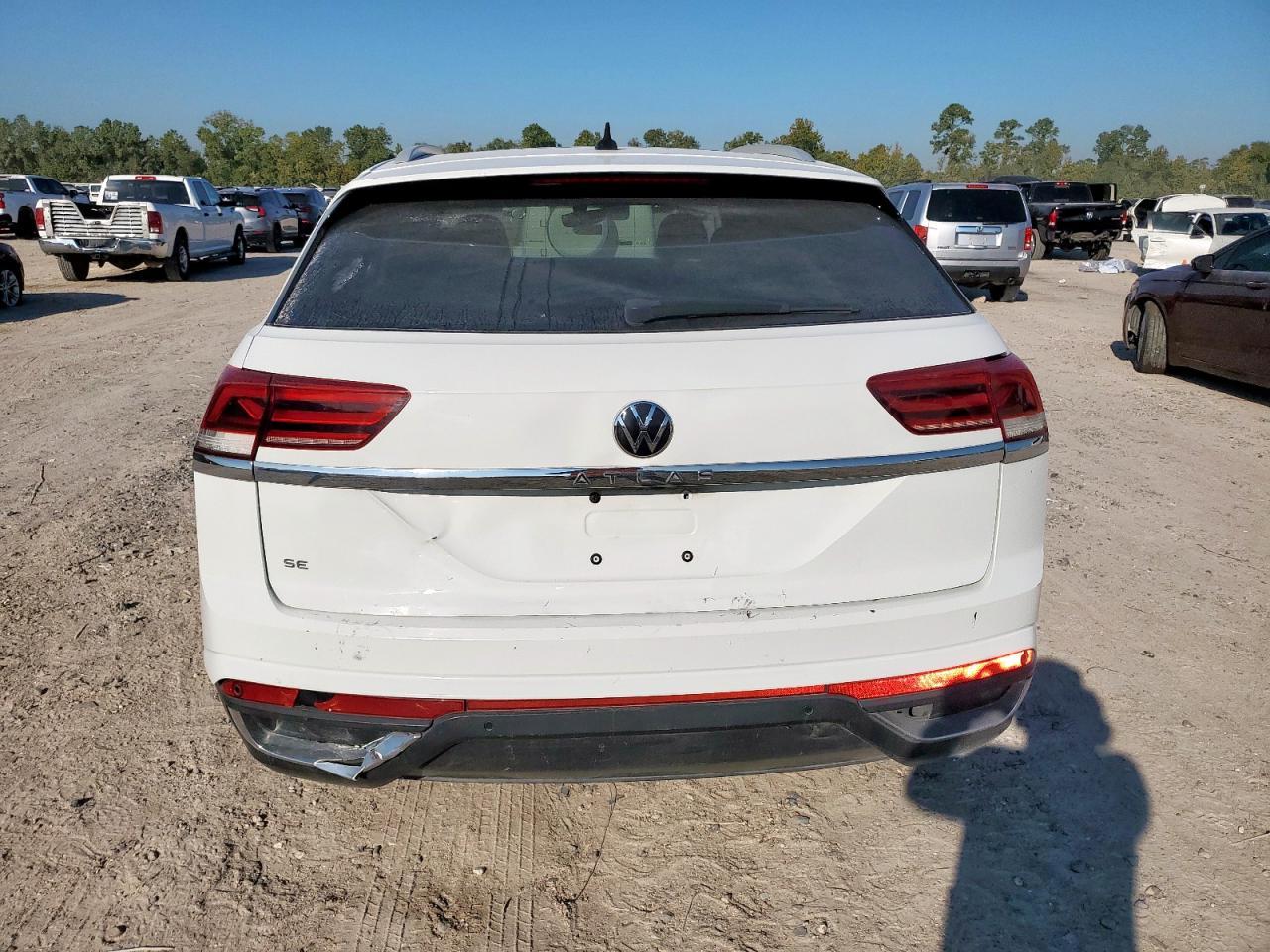 2020 Volkswagen Atlas Cross Sport Se - Image 6