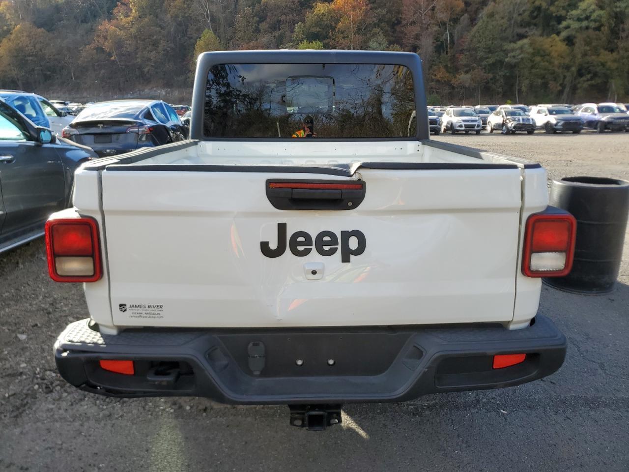 2022 Jeep Gladiator Sport - Фото 6