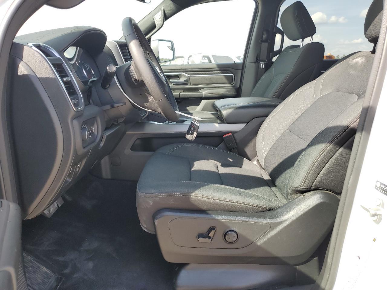 2025 Ram 1500 Big Horn/Lone Star - Фото 7
