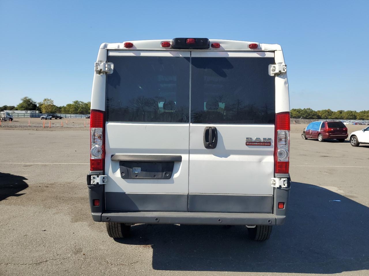 2017 Ram Promaster 1500 1500 Standard - Фото 6