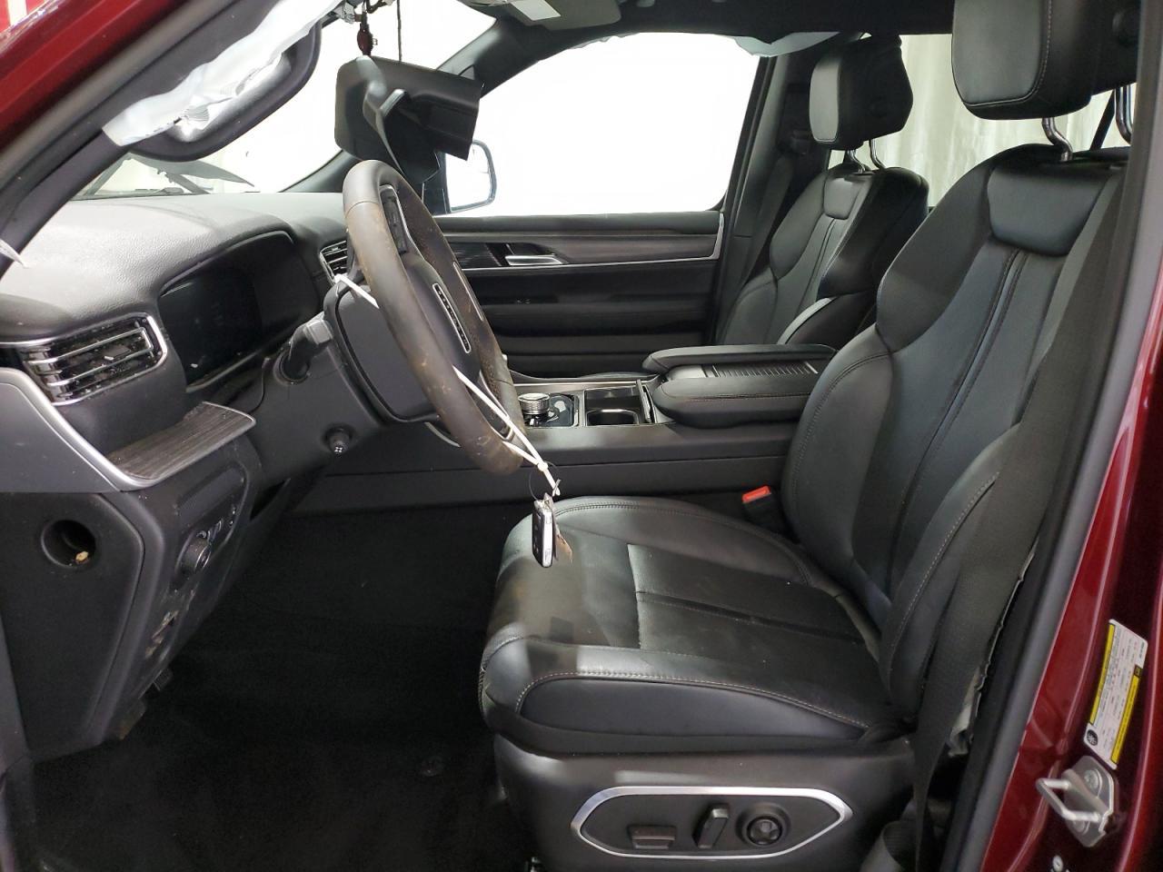 2024 Jeep Wagoneer L Series Ii - Image 7
