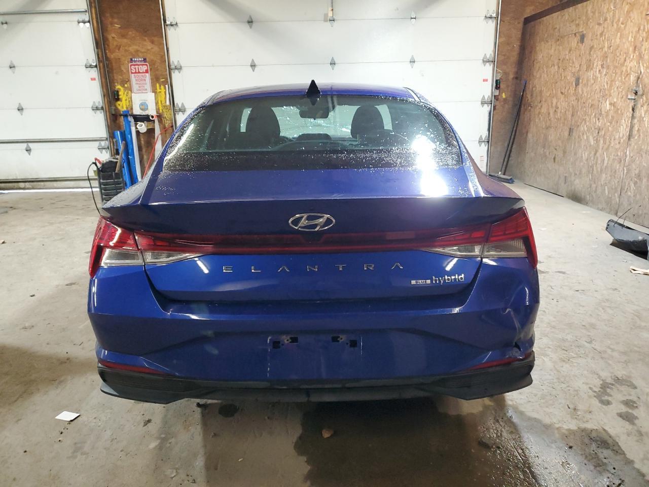 2023 Hyundai Elantra Blue - Image 6