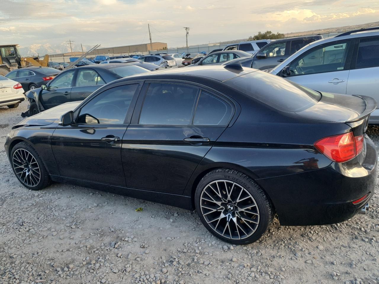 2014 BMW 328 Xi Sulev - Фото 2