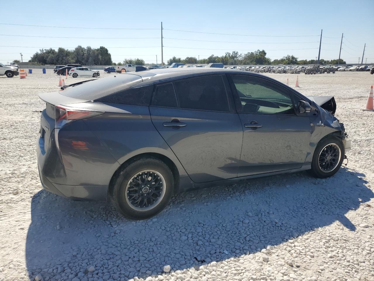 2016 Toyota Prius - Image 3