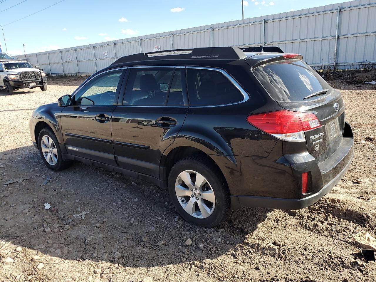 2011 Subaru Outback 3.6R Limited - Image 2