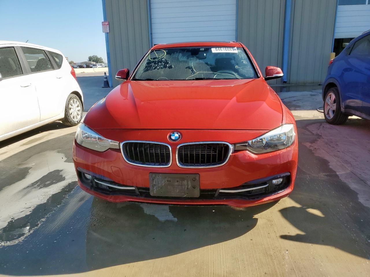 2017 BMW 330E - Фото 5