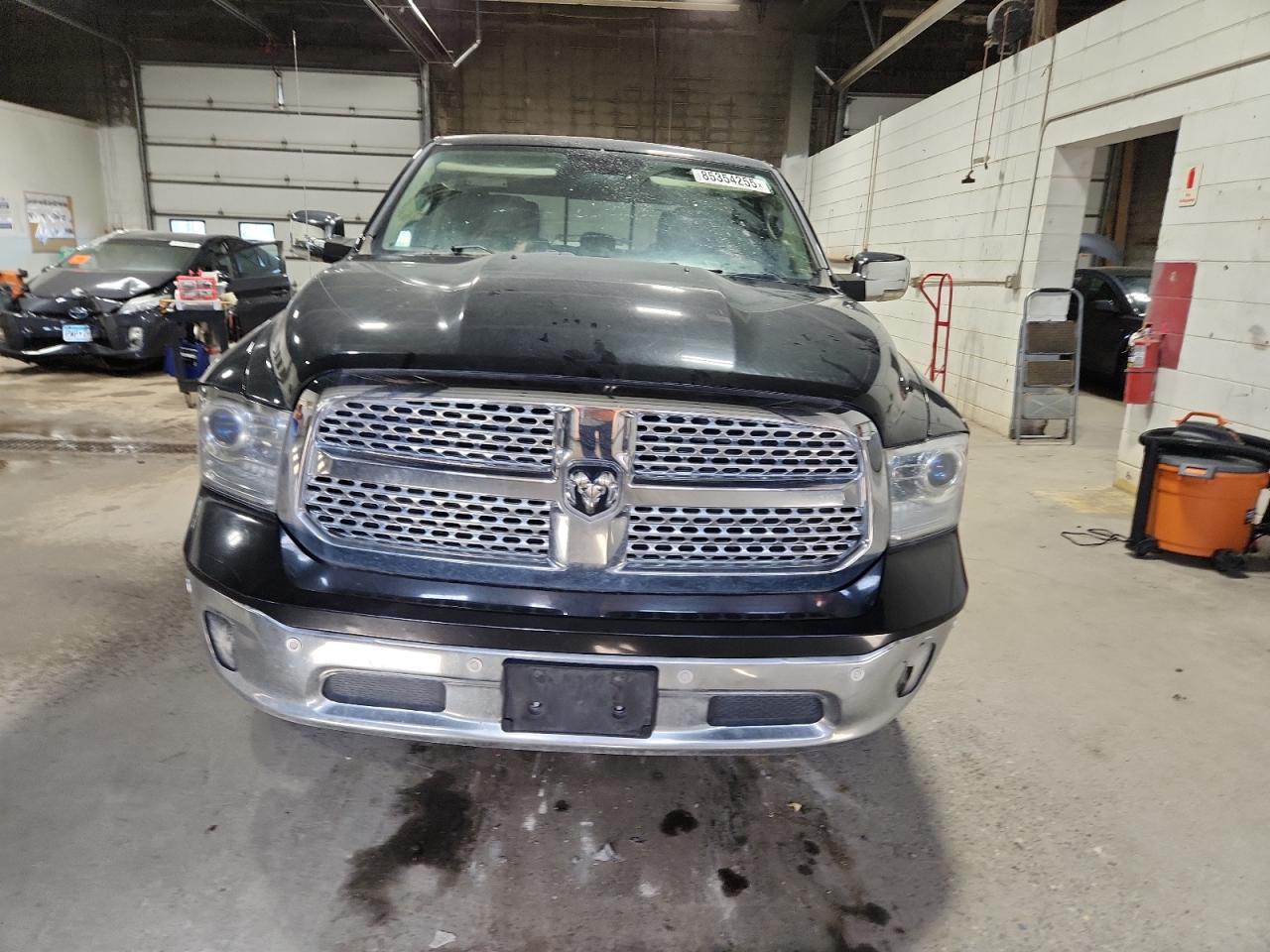 2017 Ram 1500 Laramie - Фото 5
