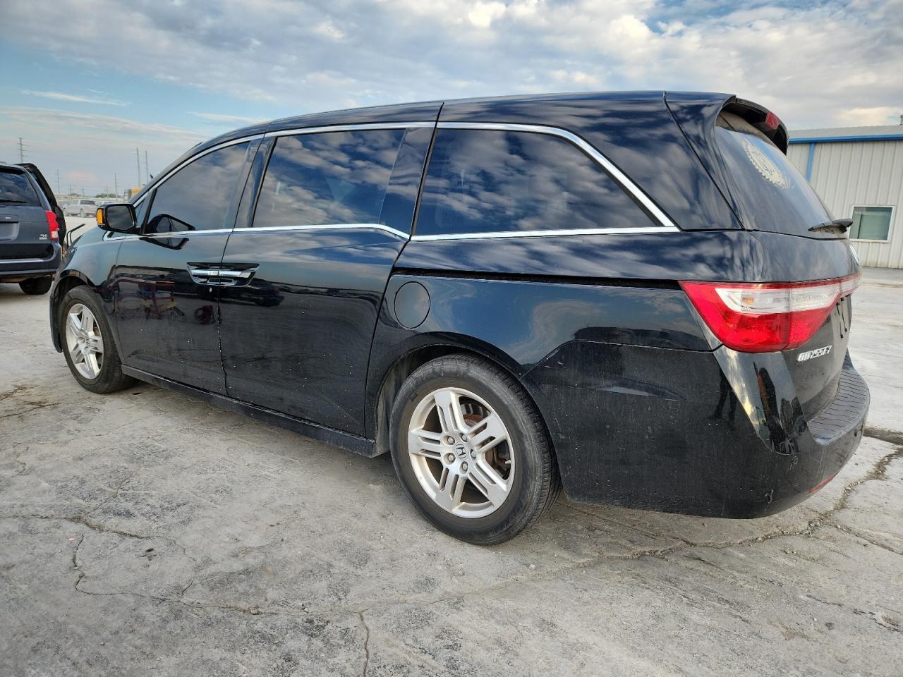 2012 Honda Odyssey Touring - Фото 2