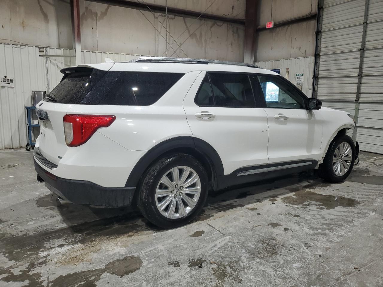 2020 Ford Explorer Limited - Фото 3