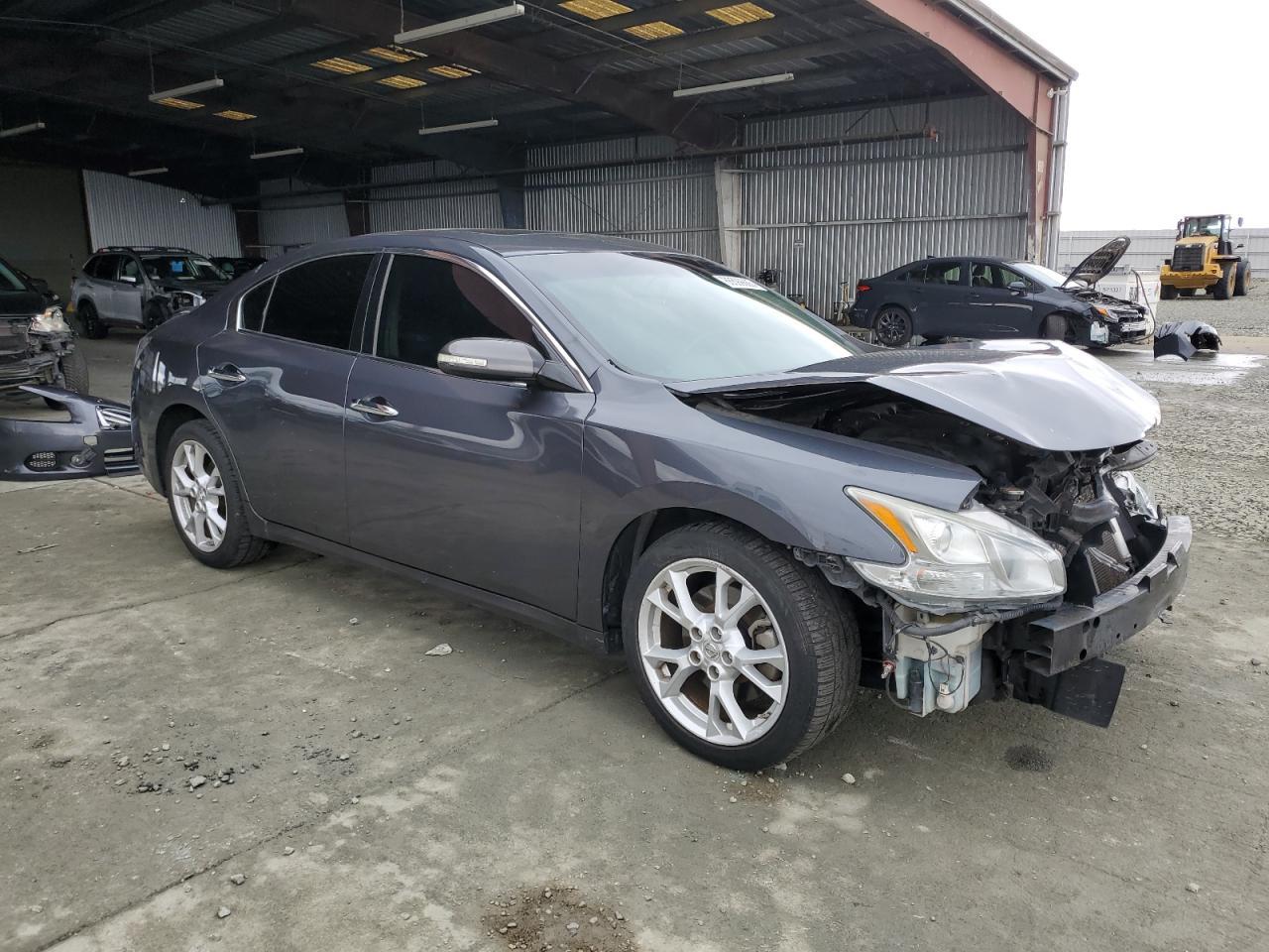 2012 Nissan Maxima S - Image 4