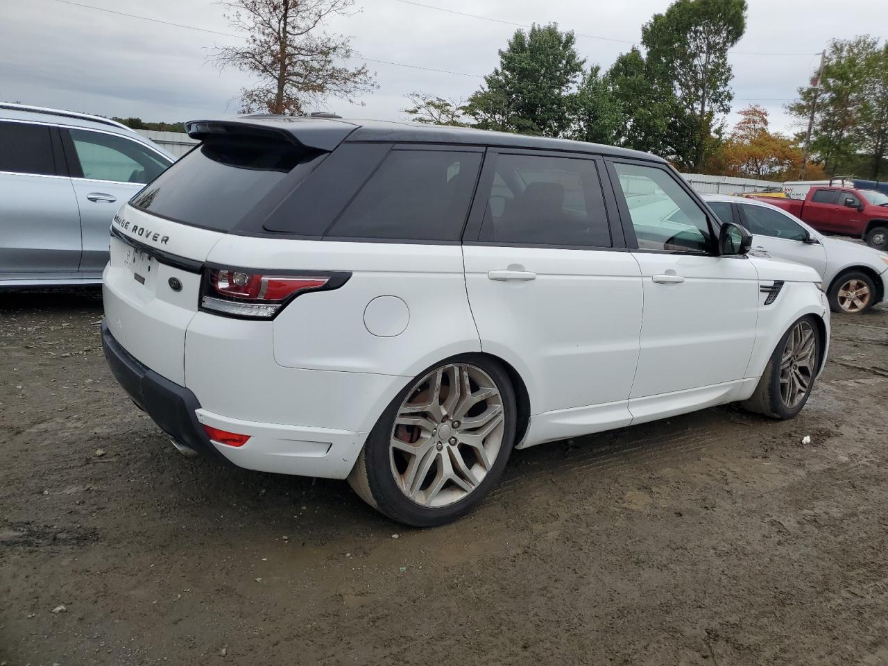 2014 Land Rover Range Rover Sport Autobiography - Image 3