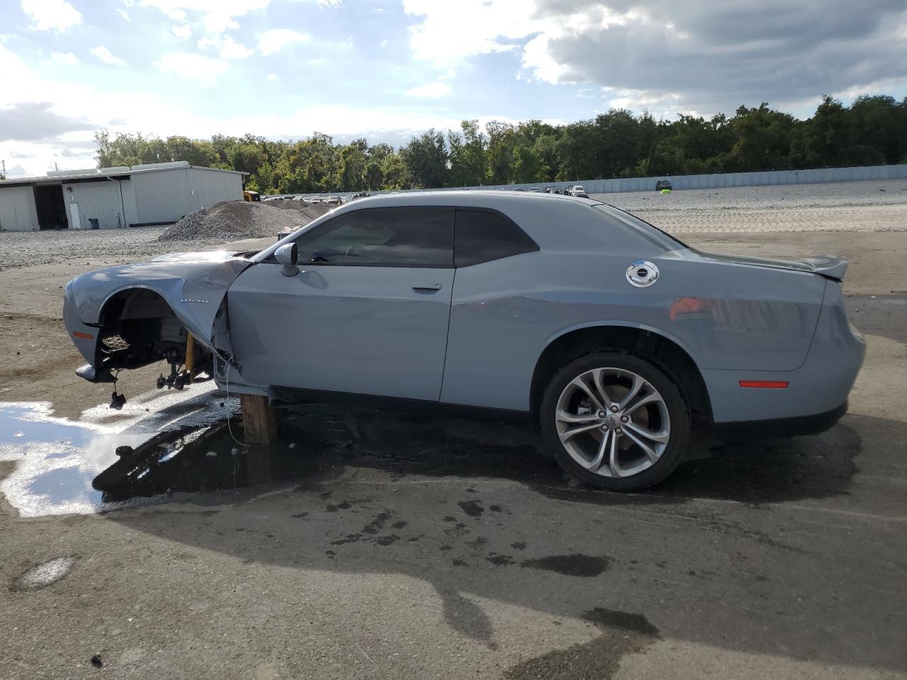 2022 Dodge Challenger R/T - Фото 2