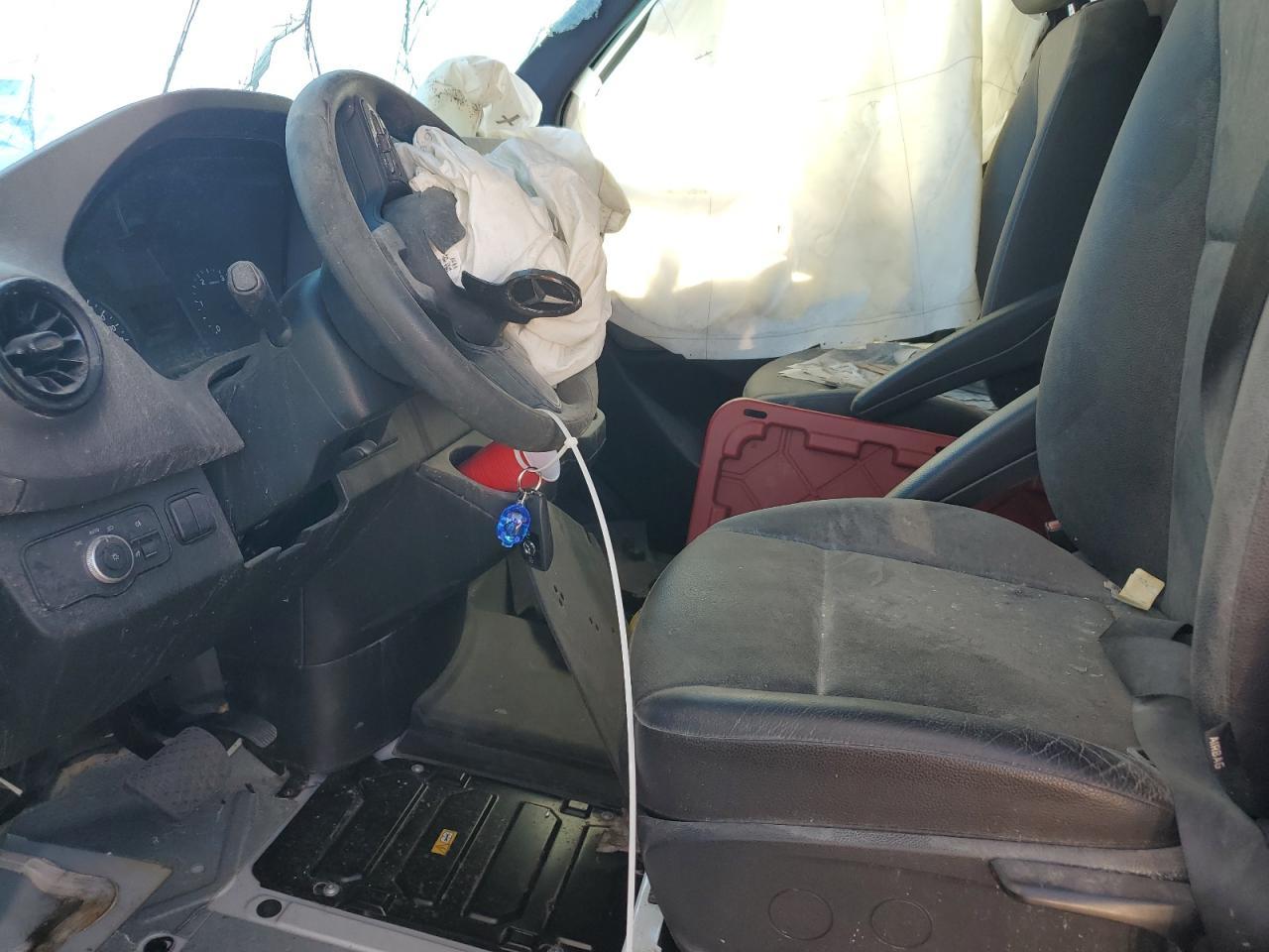 2023 Mercedes-Benz Sprinter 2500 - Image 7