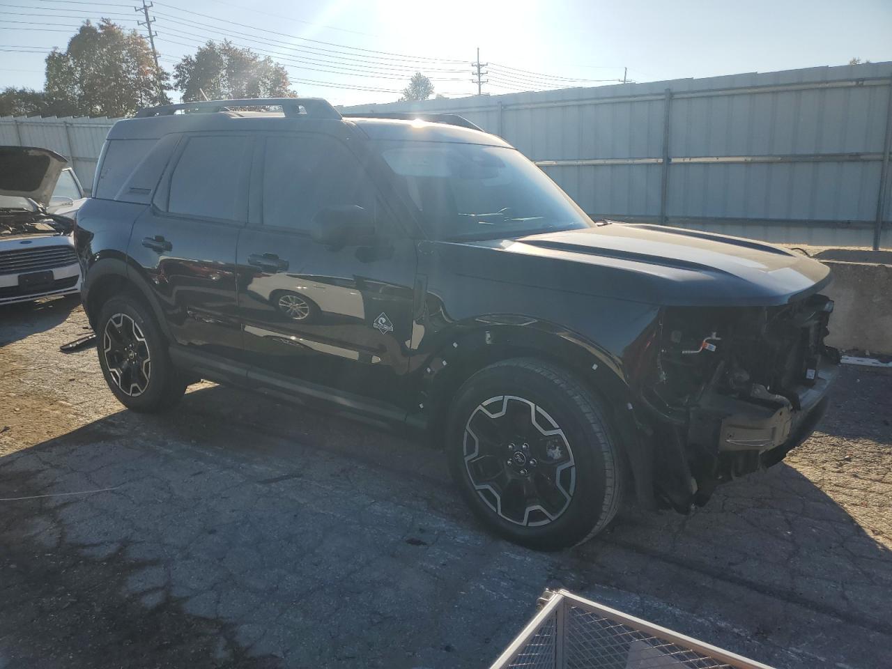 2025 Ford Bronco Sport Outer Banks - Image 4