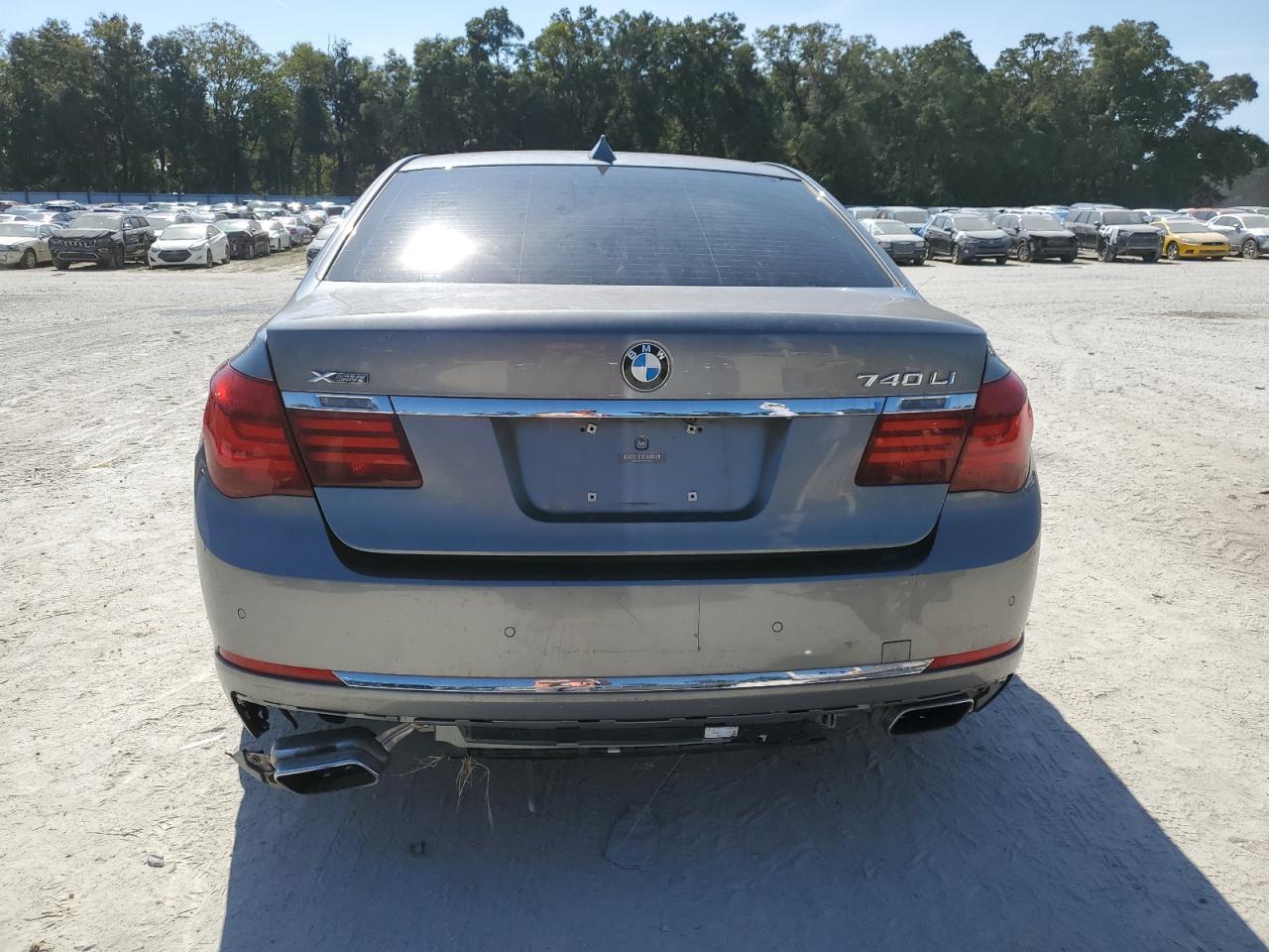 2013 BMW 740 Lxi - Image 6