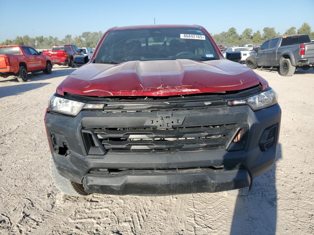 2023 Chevrolet Colorado - Image 5