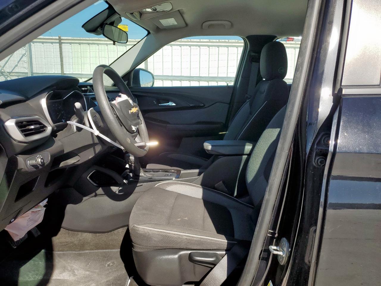 2023 Chevrolet Trailblazer Ls - Image 7