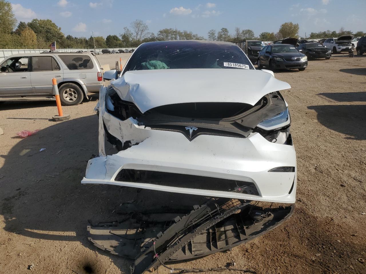 2022 Tesla Model X - Фото 5