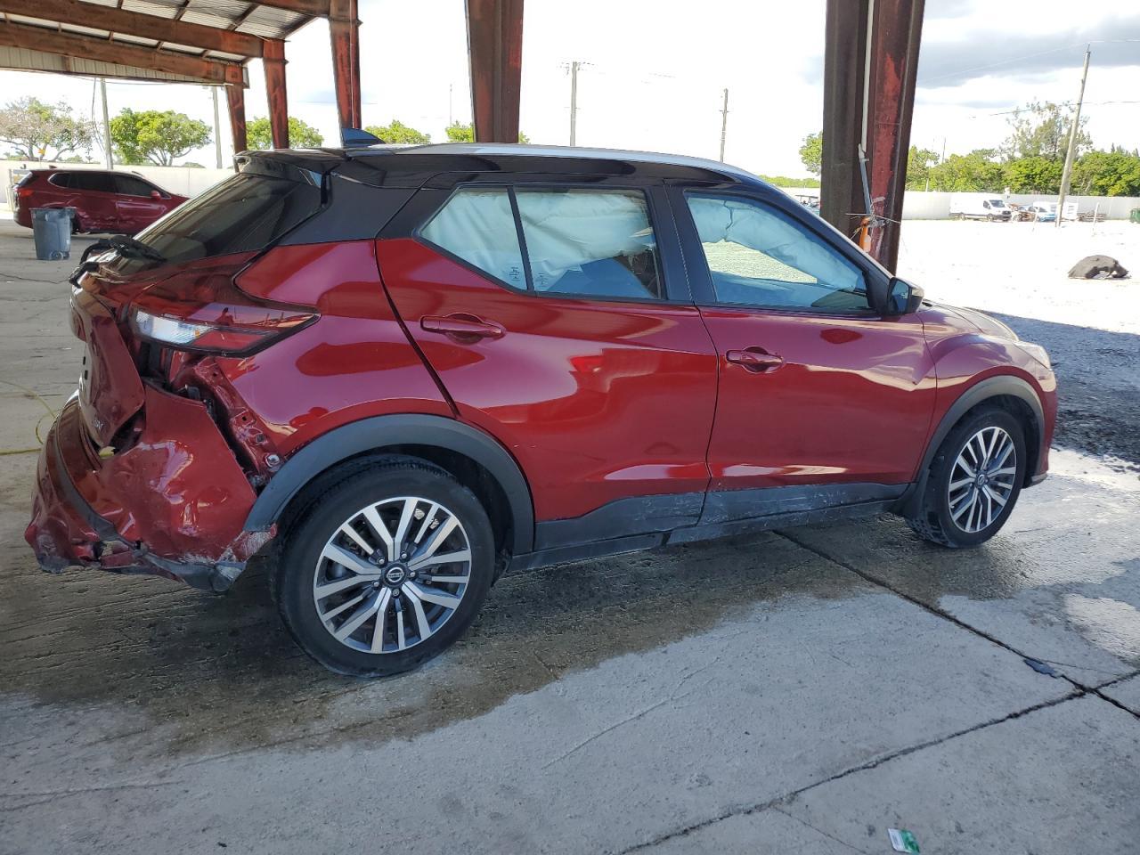 2021 Niss Kicks - Фото 3