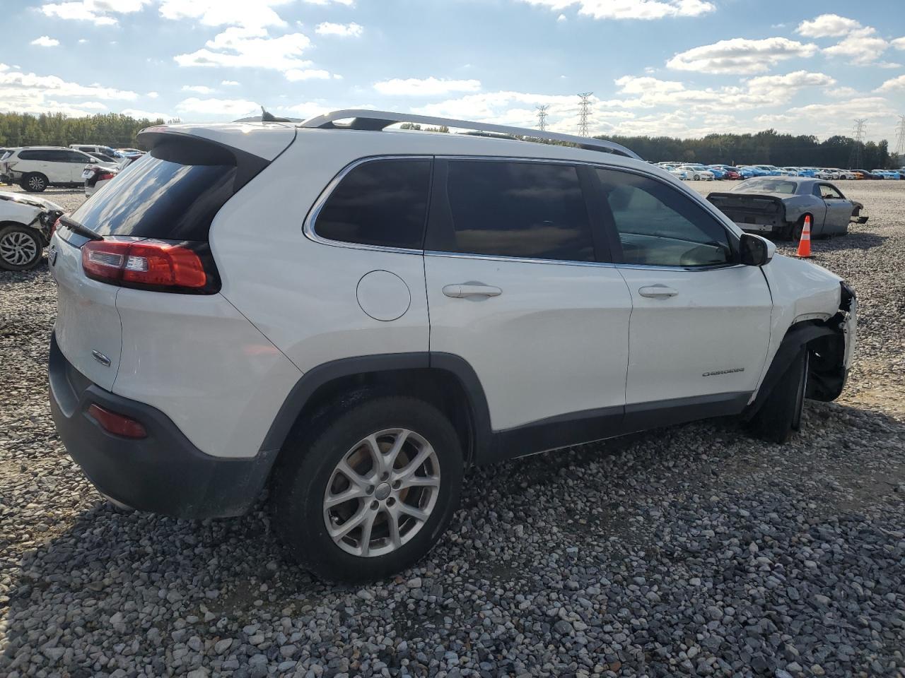 2015 Jep Cherokee L - Image 3