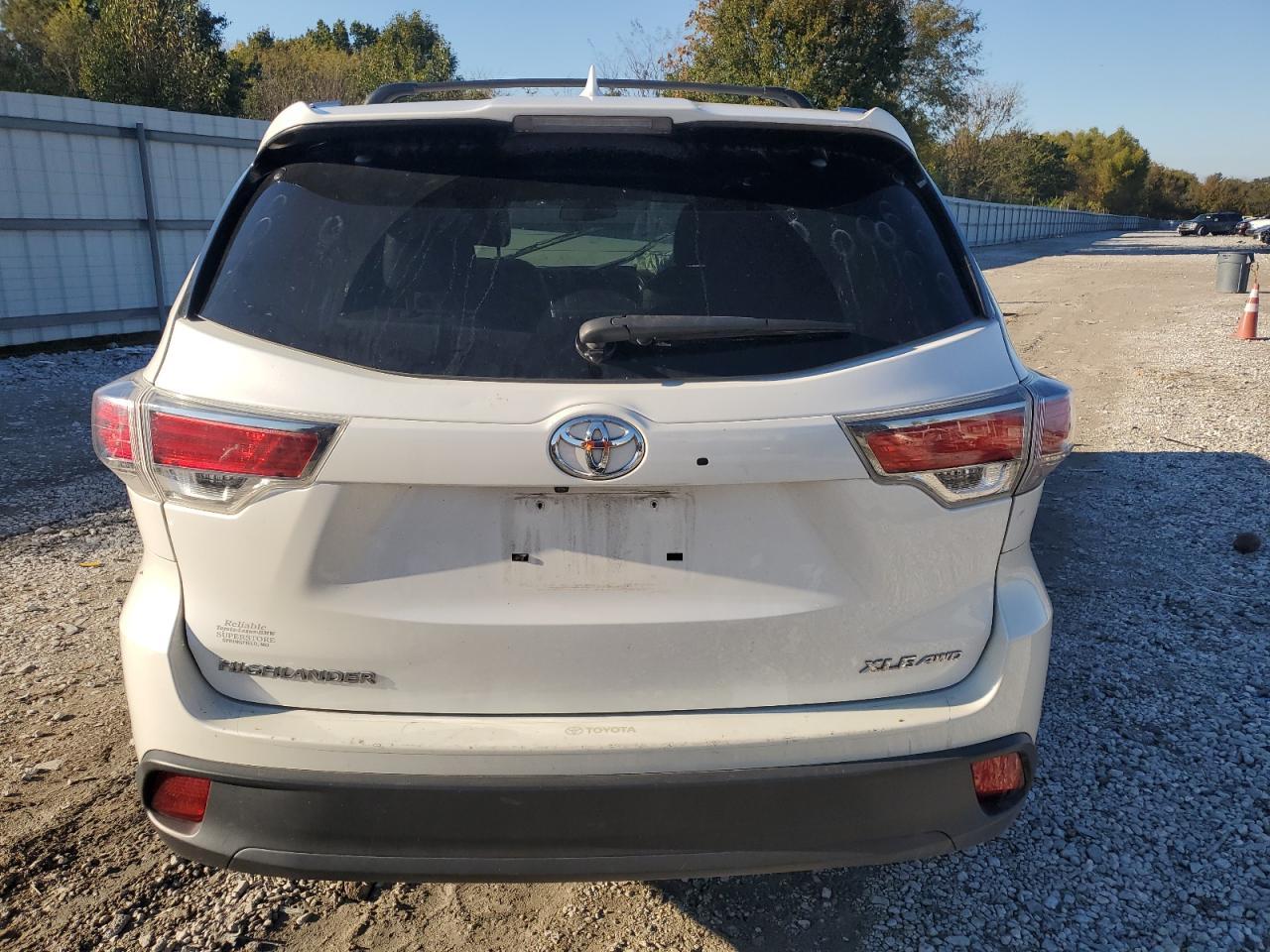 2016 Toyota Highlander Xle - Image 6