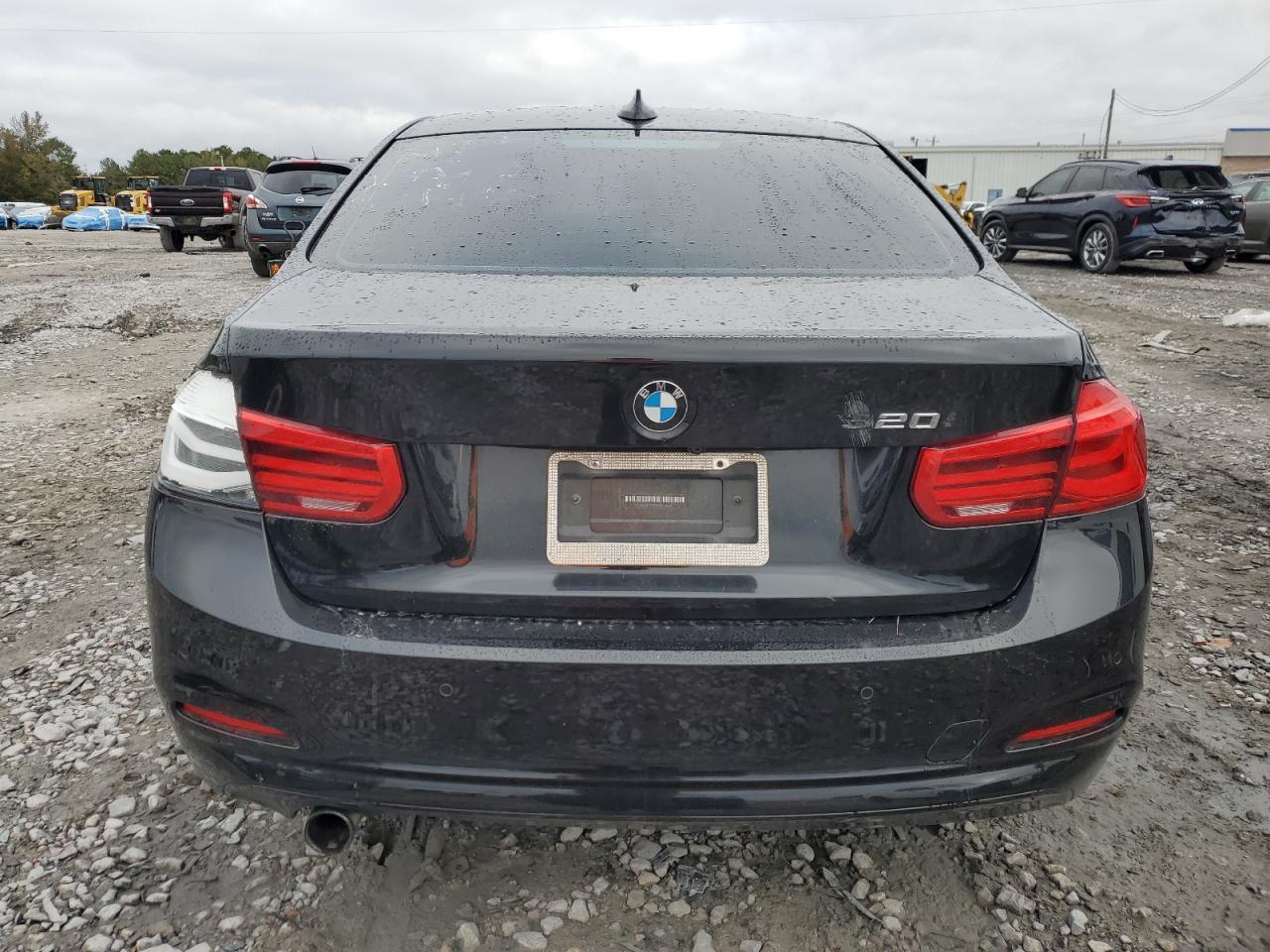 2016 BMW 320 I - Image 6
