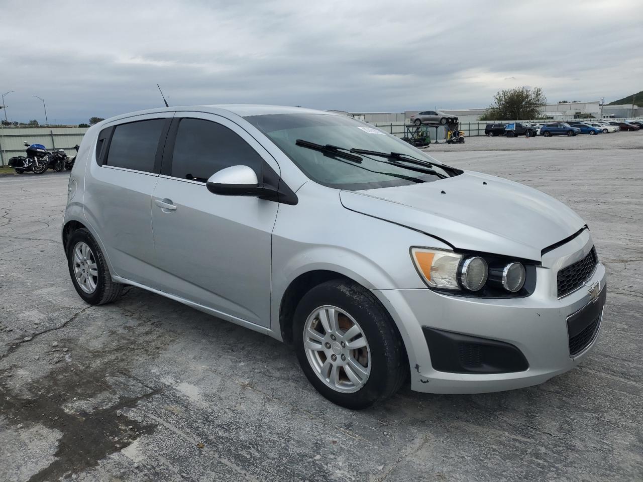 2013 Chevrolet Sonic Lt - Image 4