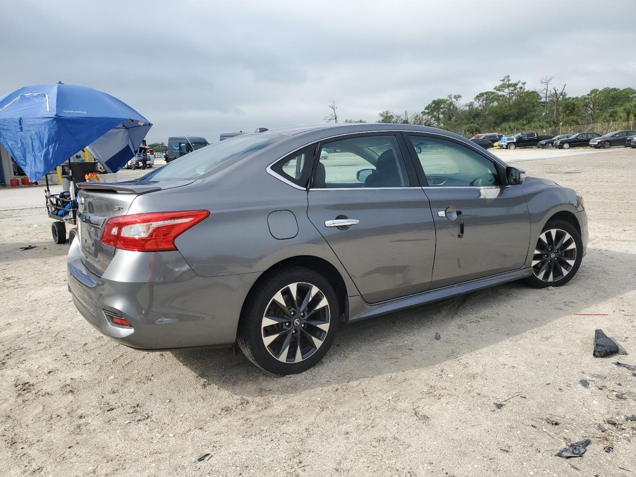 2016 Nissan Sentra S - Image 3