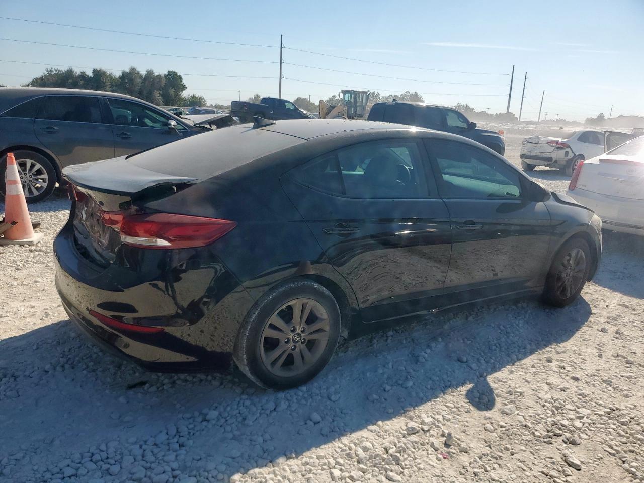 2017 Hyundai Elantra Se - Image 3