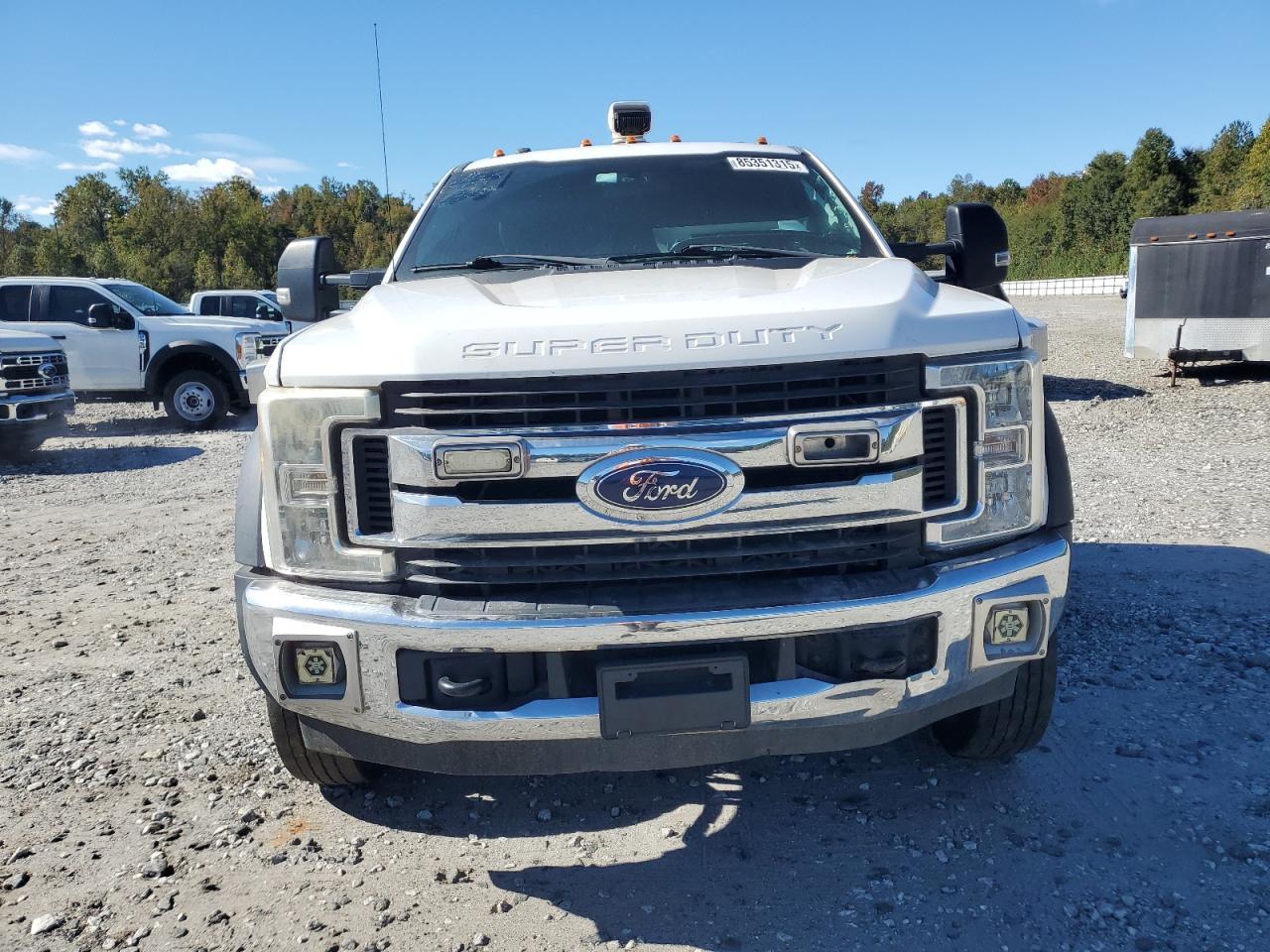 2017 Ford F-450 Chassis Xlt 6.7L Turbo Diesel - Image 5