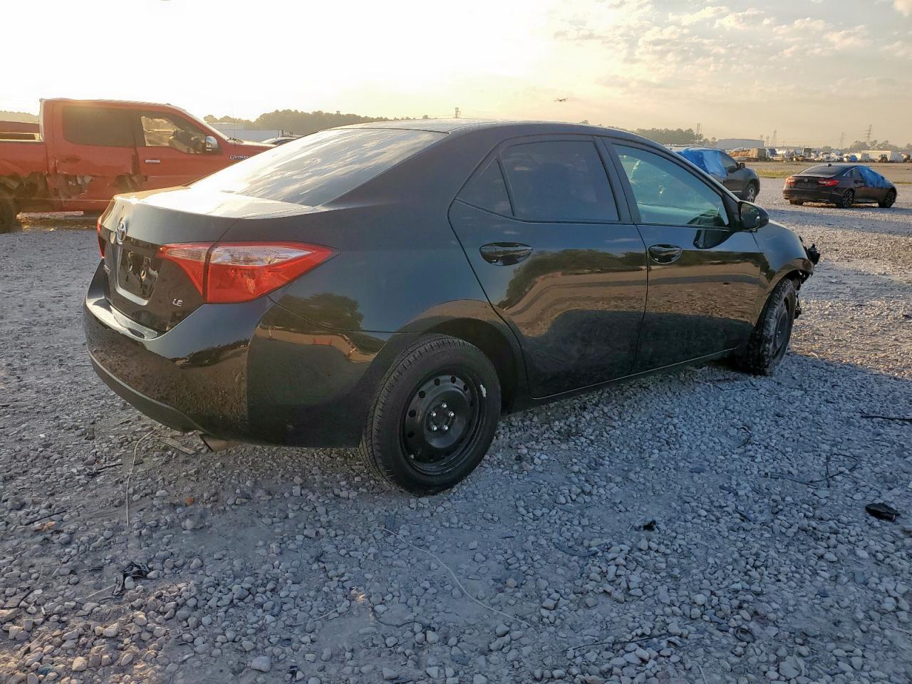 2017 Toyota Corolla L - Фото 3