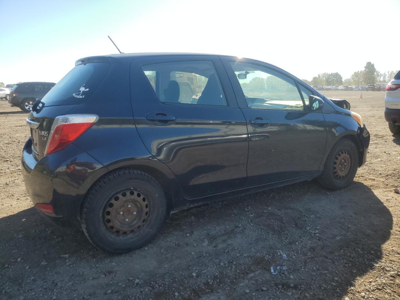 2013 Toyota Yaris - Фото 3